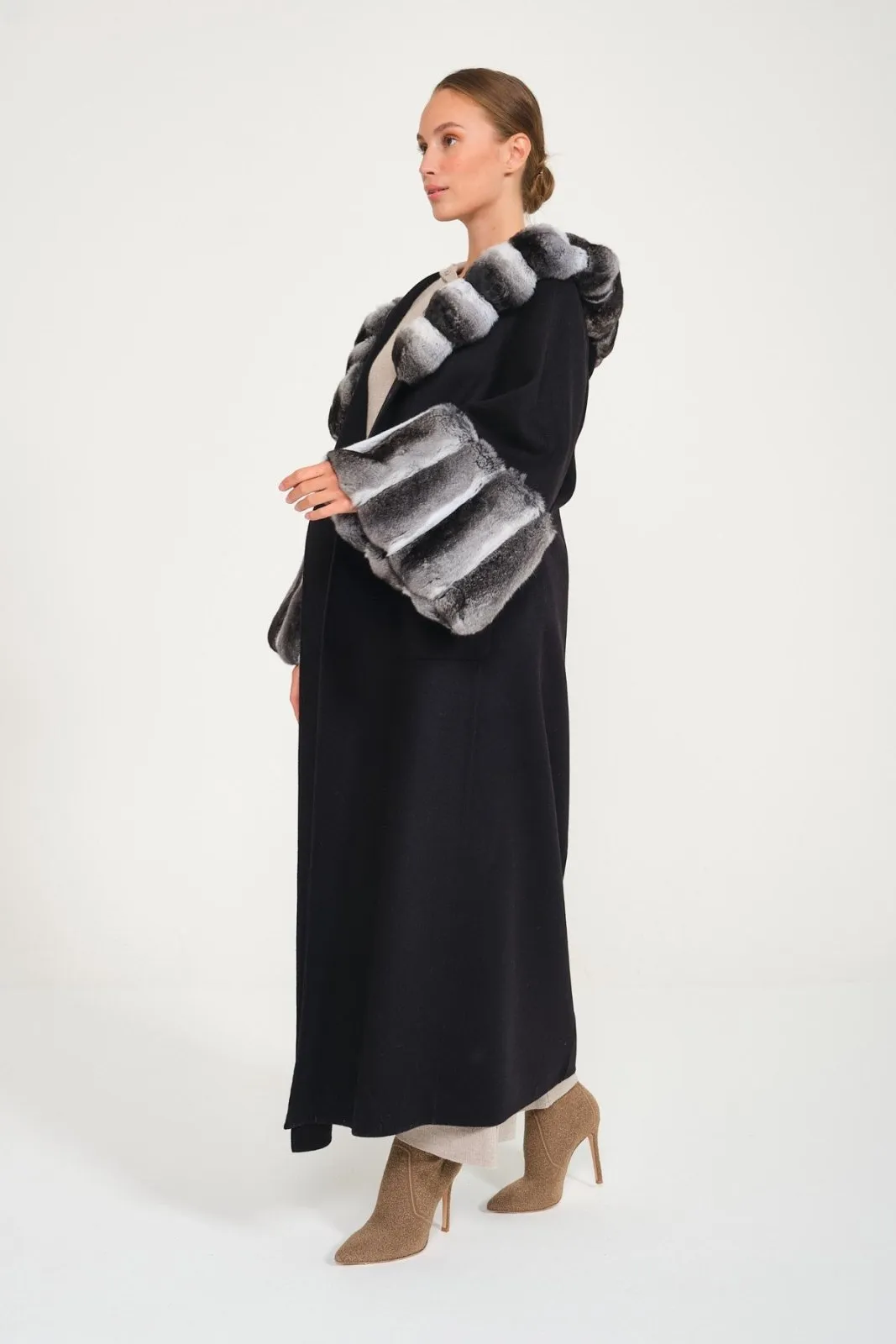 Black Hooded Wool Chinchilla Fur Abaya