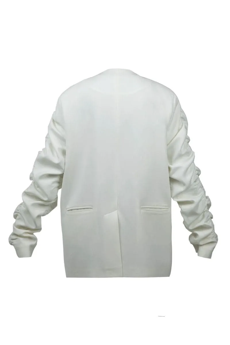 CRUMPLE-SLEEVE LONG WHITE BLAZER