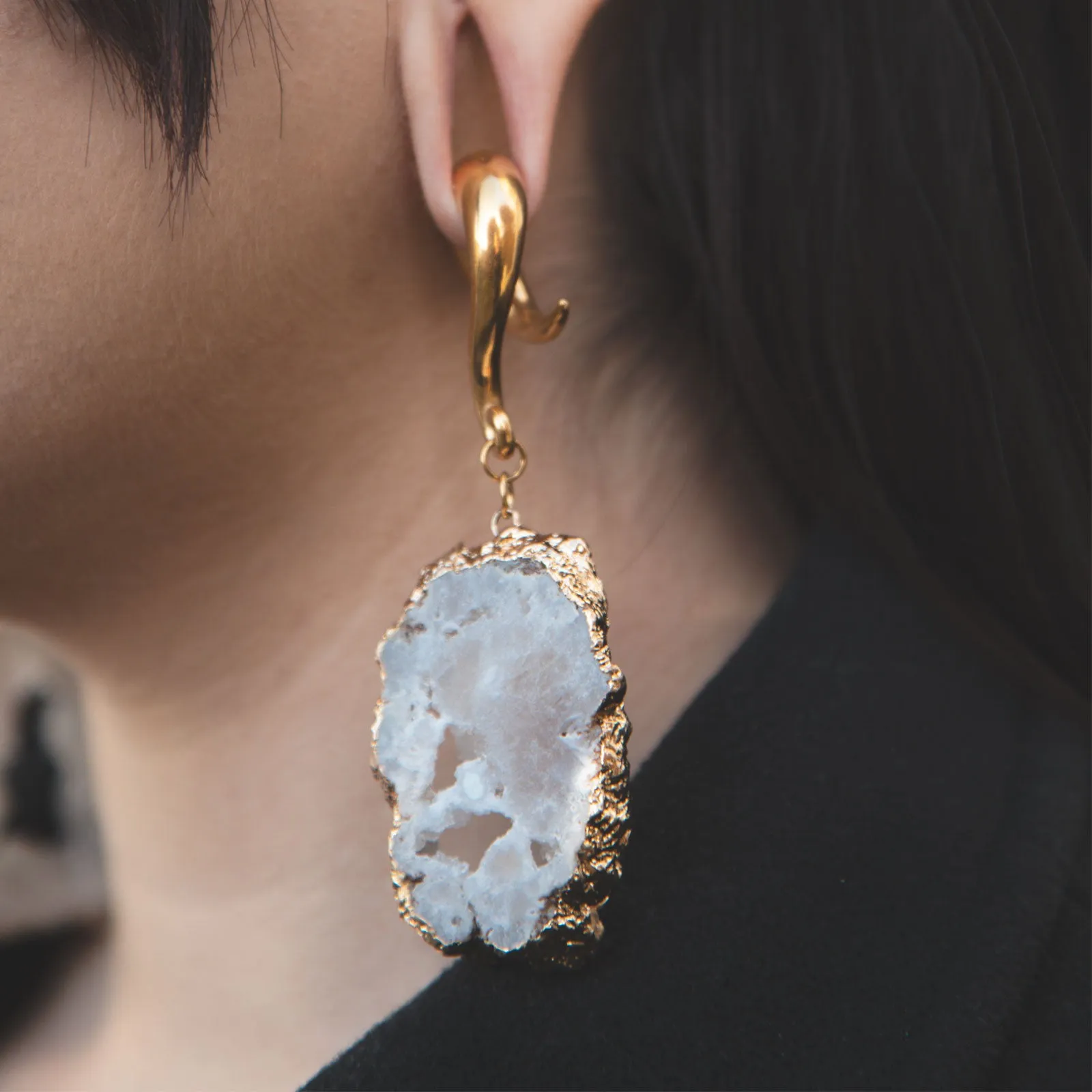 Druzy White Agate With Gold PVD Hook Ear Weight