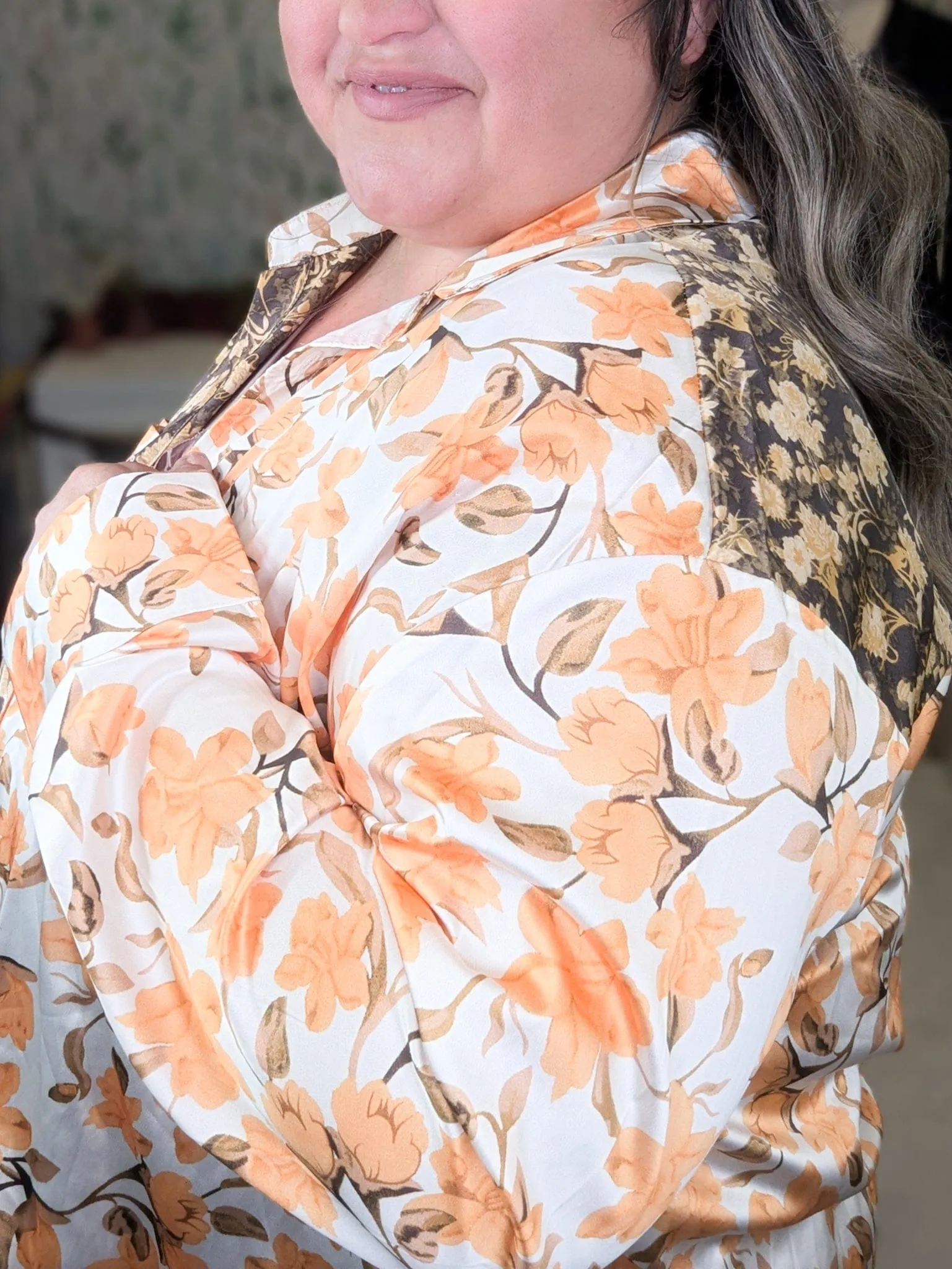 Effie Slinky Buttondown Blouse in Subtle Florals