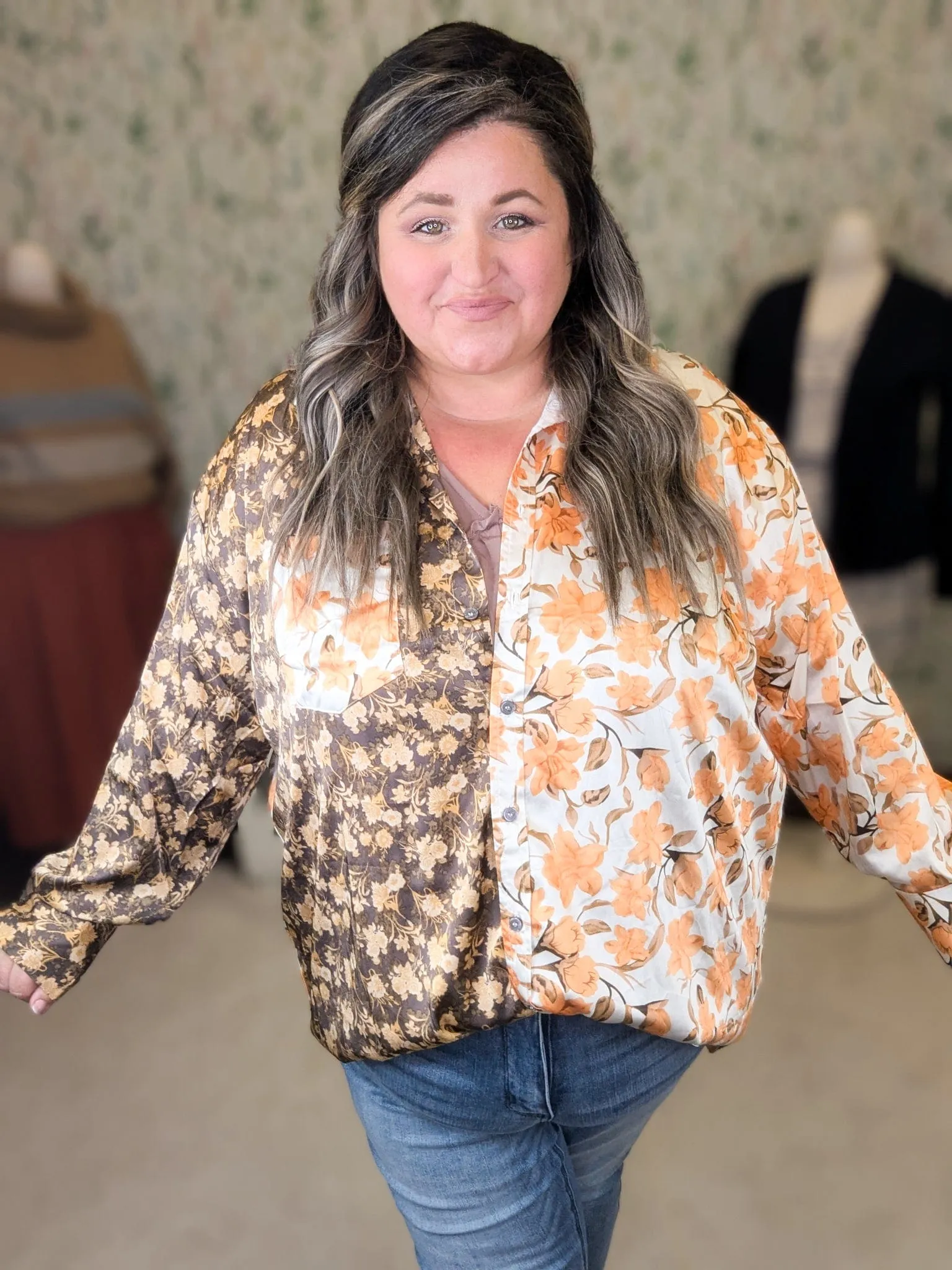 Effie Slinky Buttondown Blouse in Subtle Florals