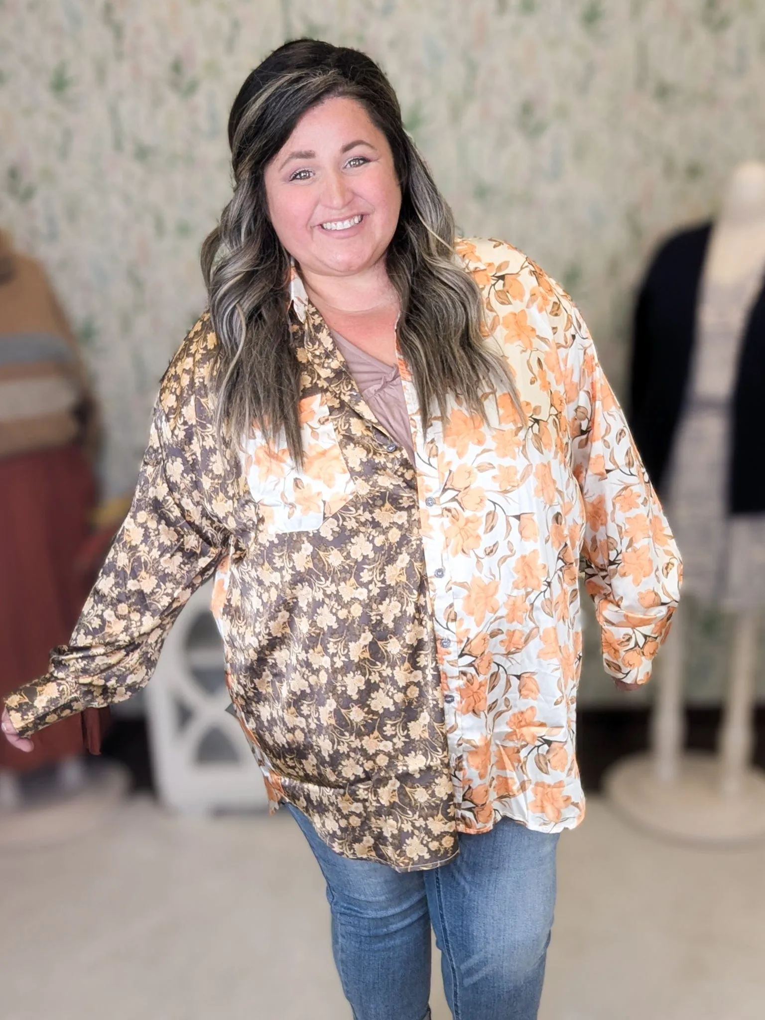 Effie Slinky Buttondown Blouse in Subtle Florals