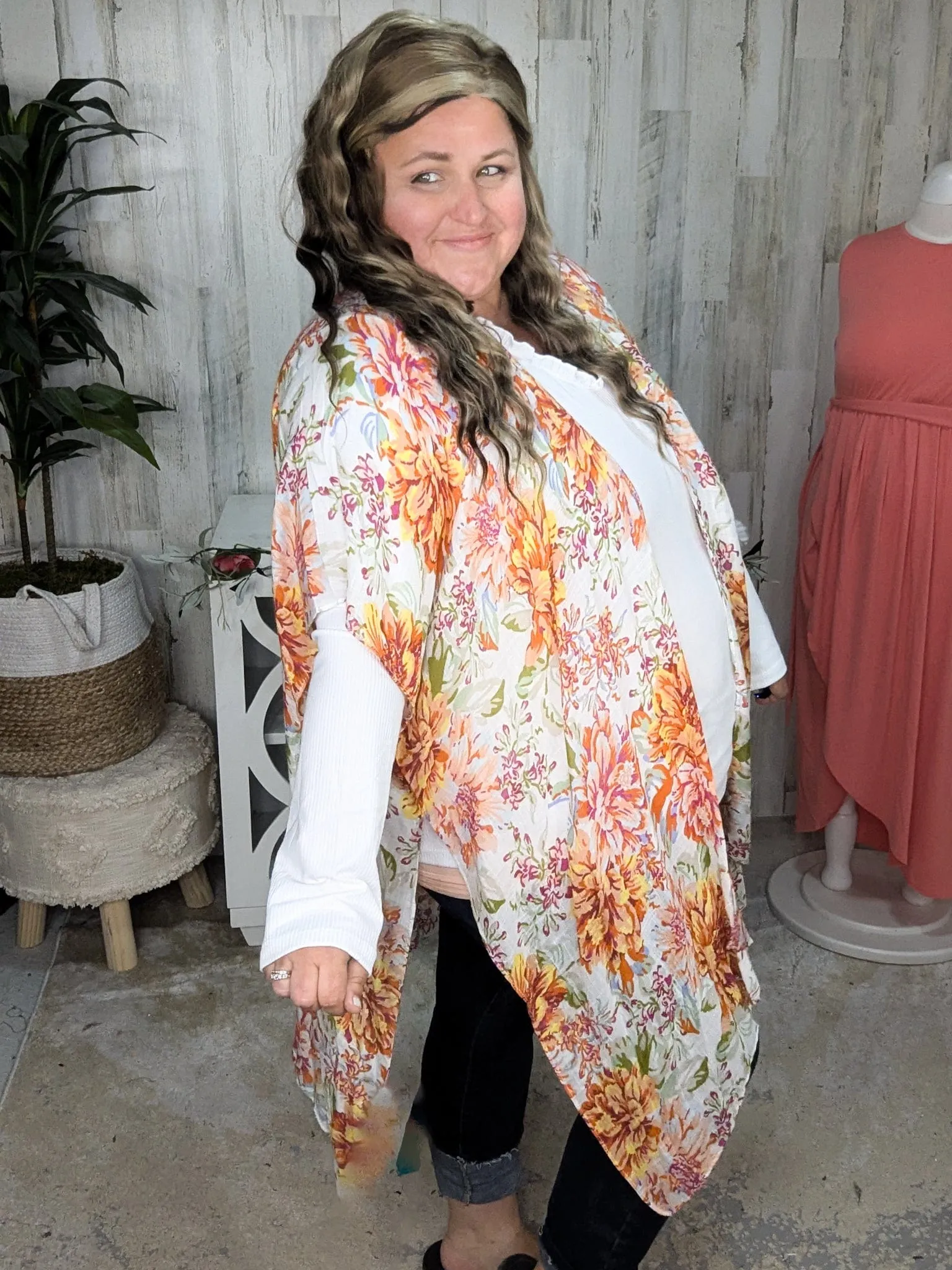 Gardenia Sunset Floral on Ivory Kimono