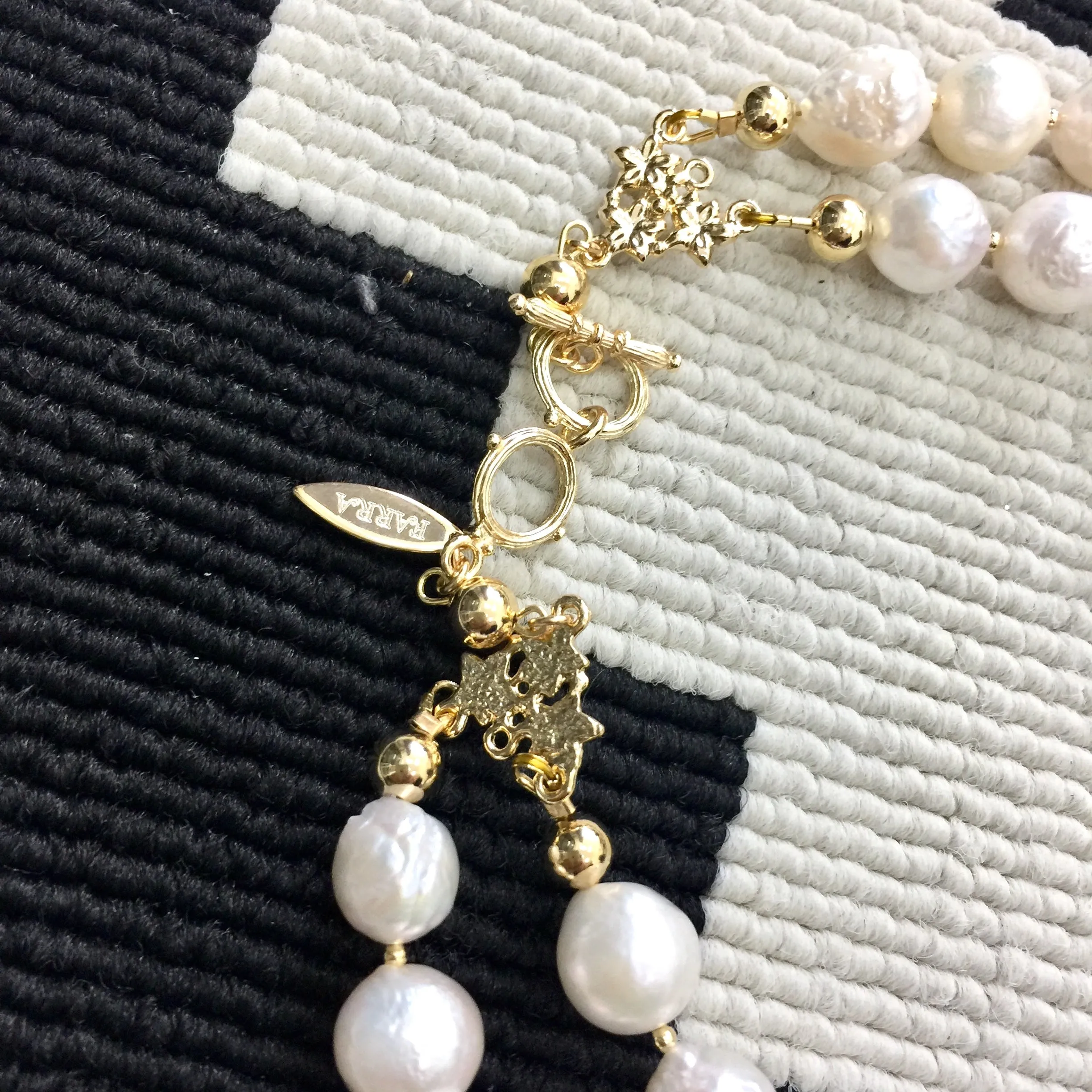 Irregular double layers white Freshwater pearls necklace IN013