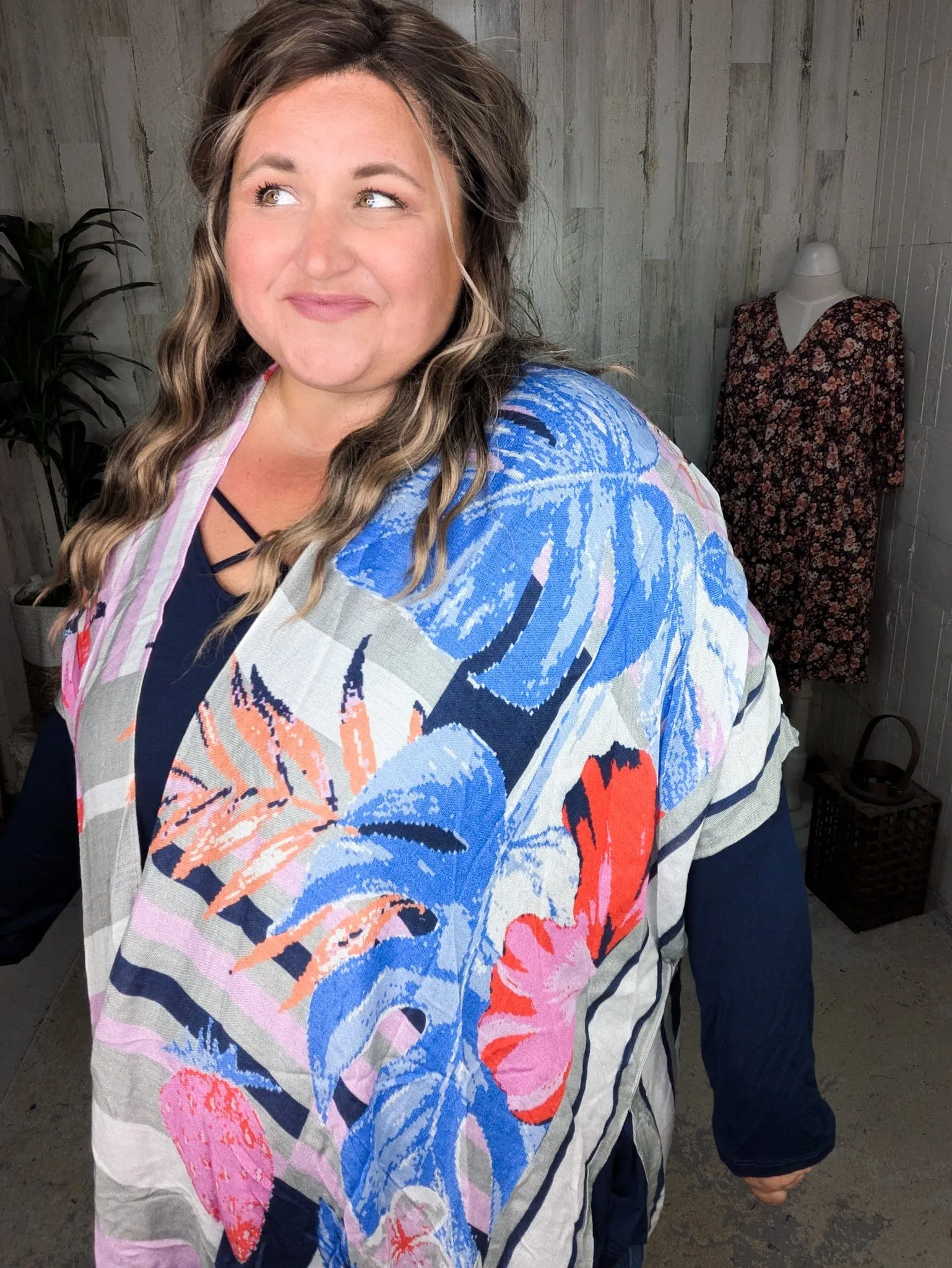 Zinnia Floral   Checkerboard Mix Kimono in Gray, Navy   Color