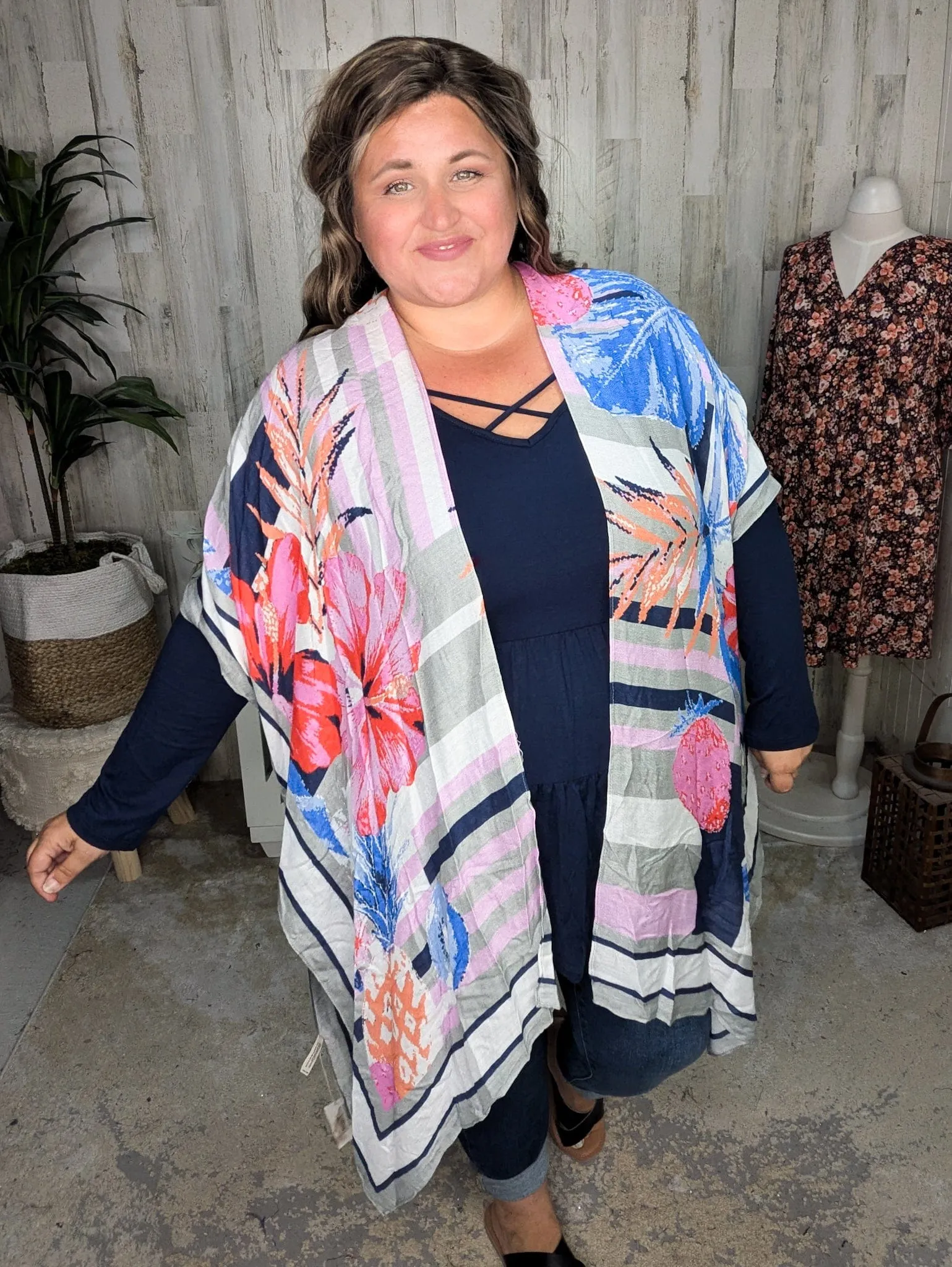 Zinnia Floral   Checkerboard Mix Kimono in Gray, Navy   Color